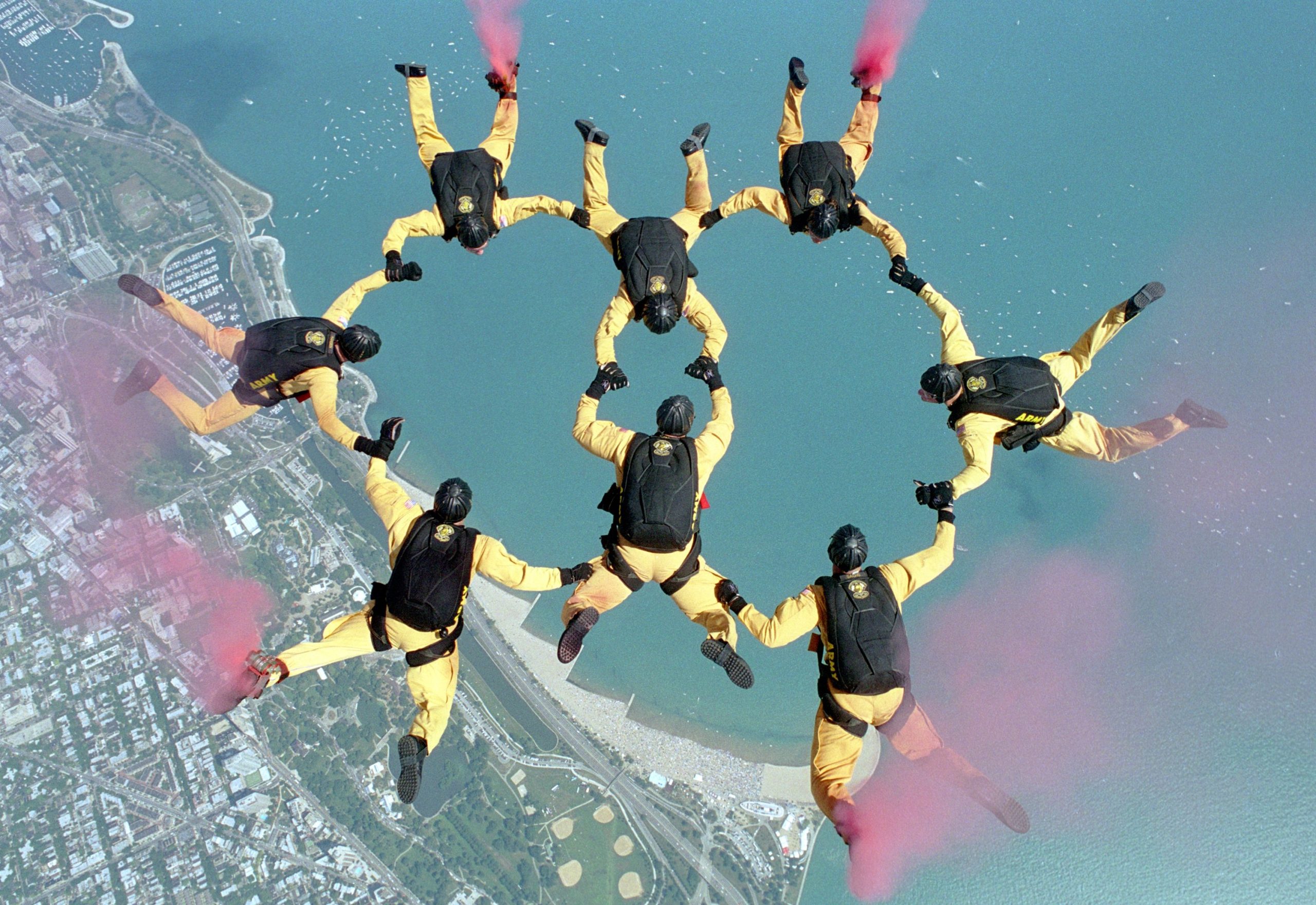 skydiving-658404