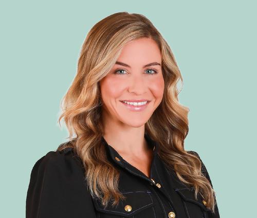 liz-hollman_500x425_headroom